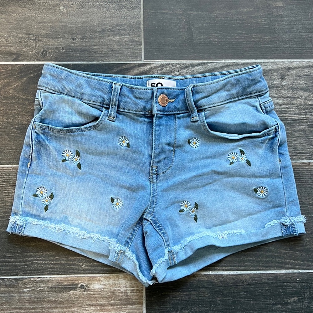 Girls Light Blue Jean Shorts with Daisies